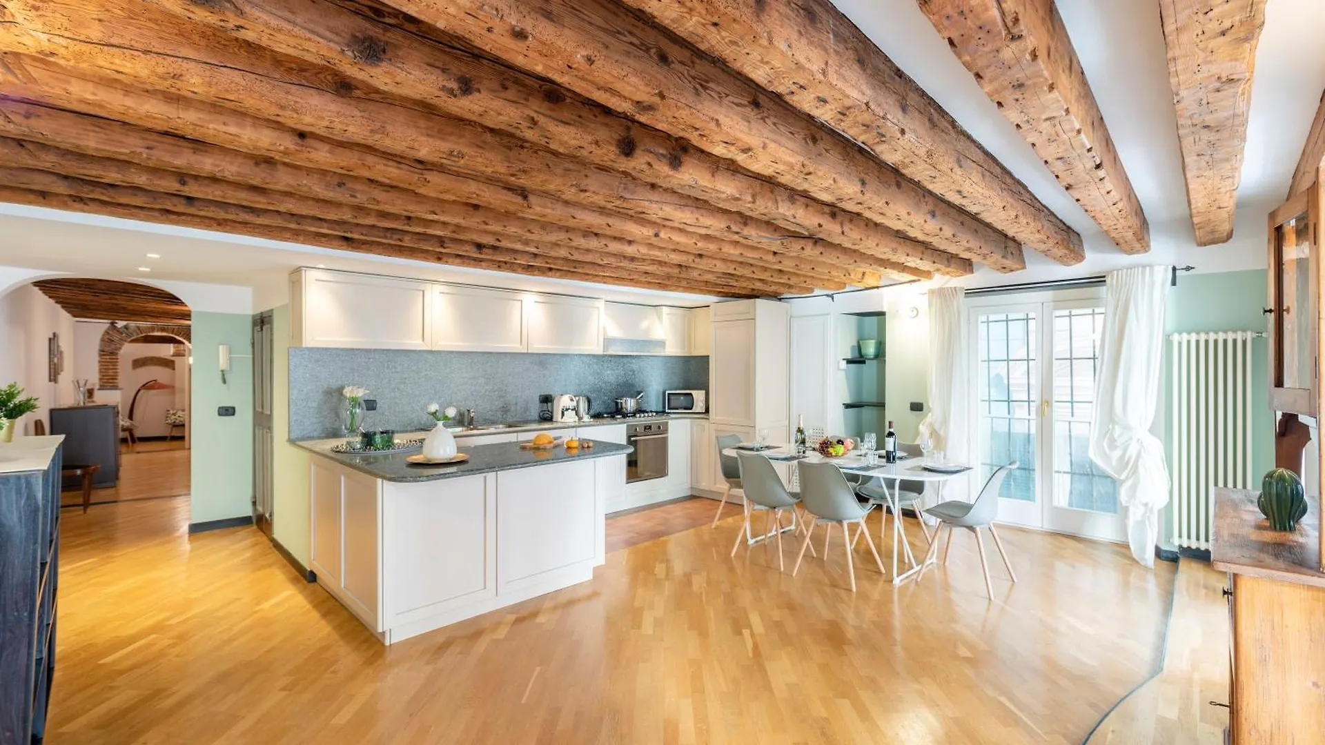 Apartment Beautiful Flat In The Historic Center - Happy Rentals Genoa