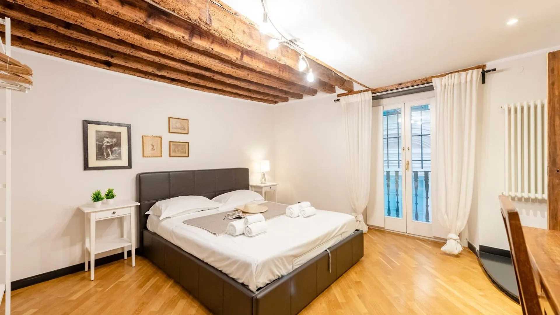 Apartment Beautiful Flat In The Historic Center - Happy Rentals Genoa Italy